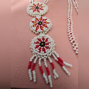 Native American seed bead three medallion necklace - Red and White